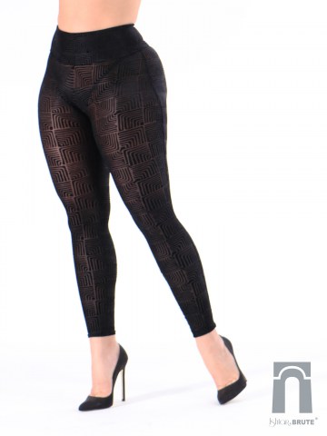 black square ausbrenner velvet 1 IMG_4440